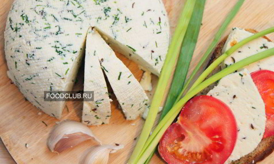 Рецепт домашнего сыра с луком и тмином