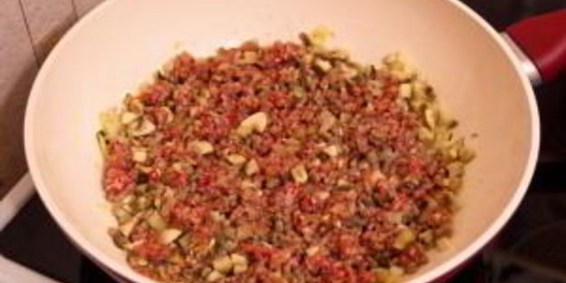 фаршированные помидоры