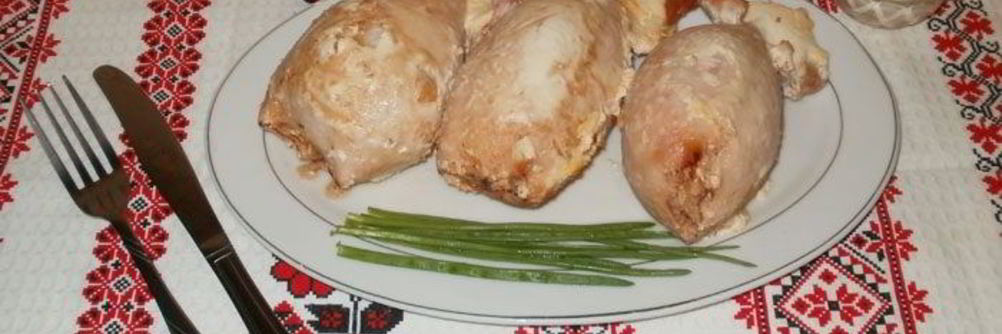 Фаршированные кальмары с рисом и яйцом