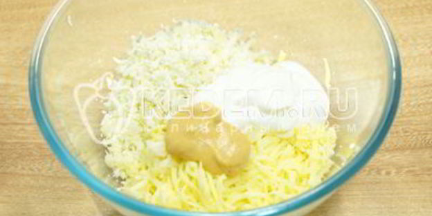 фаршированные яйца дед мороз