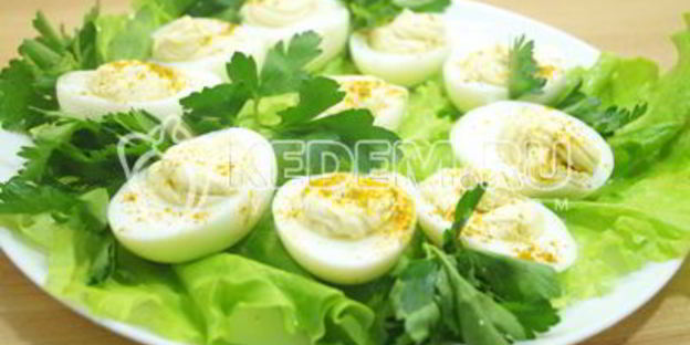 фаршированные яйца карри