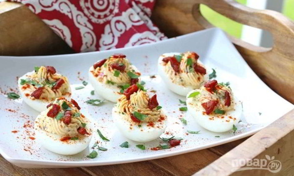 Рецепт фаршированных яиц по-испански