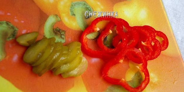 фаршированные яйца под майонезом