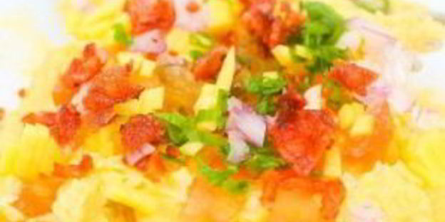 фаршированные яйца с авокадо