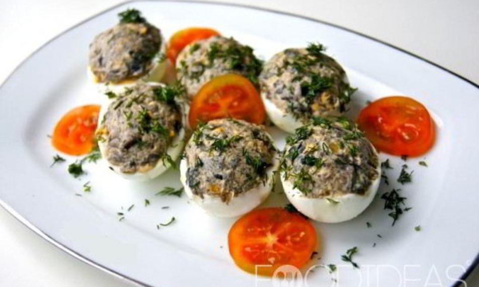 Рецепт фаршированных яиц с грибами