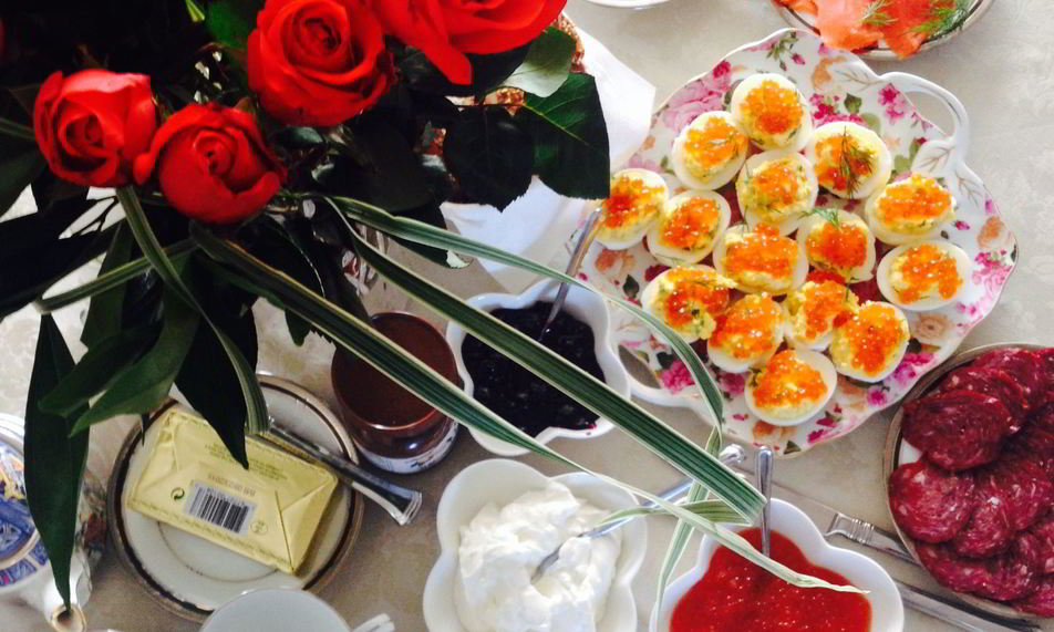 Рецепт фаршированных яиц с икрой