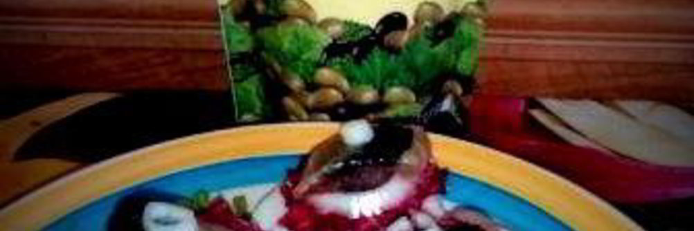 Фаршированные яйца с сельдью