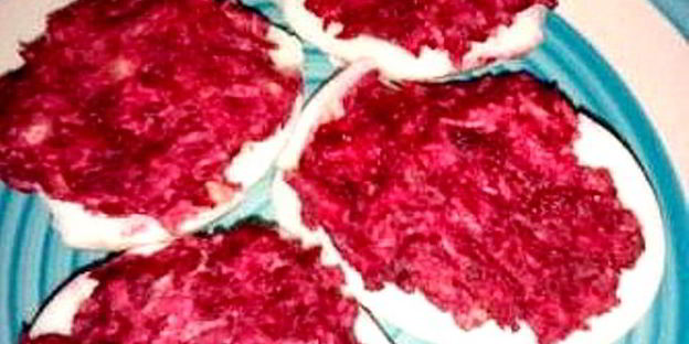 фаршированные яйца с сельдью