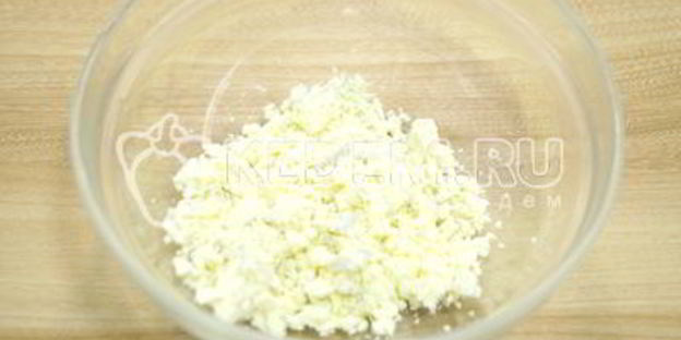 фаршированные яйца с сыром