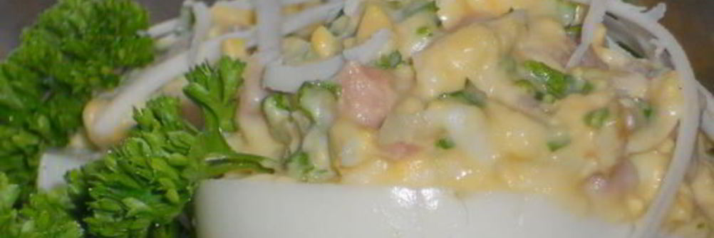 Яйца фаршированные балыком