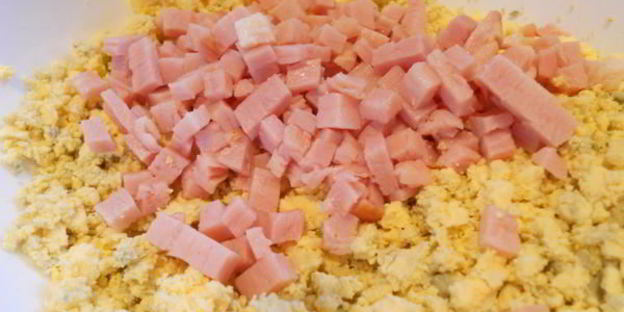 яйца фаршированные балыком