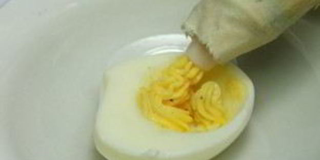 яйца, фаршированные горчицей