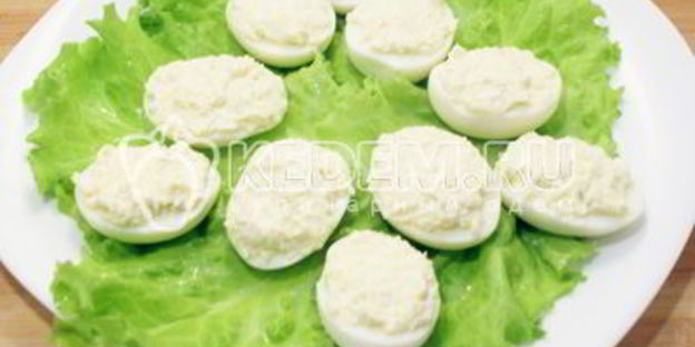 яйца фаршированные икрой