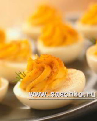 Яйца, фаршированные луком