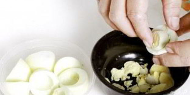 яйца, фаршированные рисом