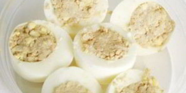 яйца, фаршированные рисом