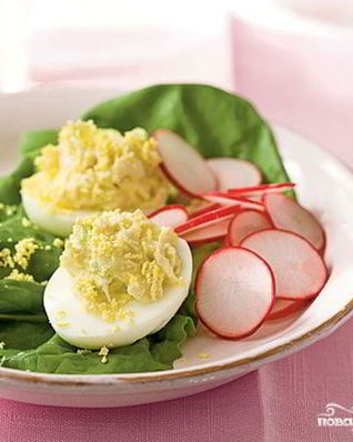 Яйца фаршированные с сыром