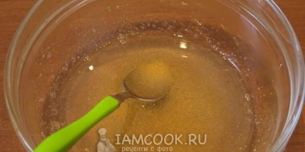 яйца фаршированные в цветном желе