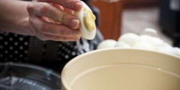 яйца фаршированные желтком