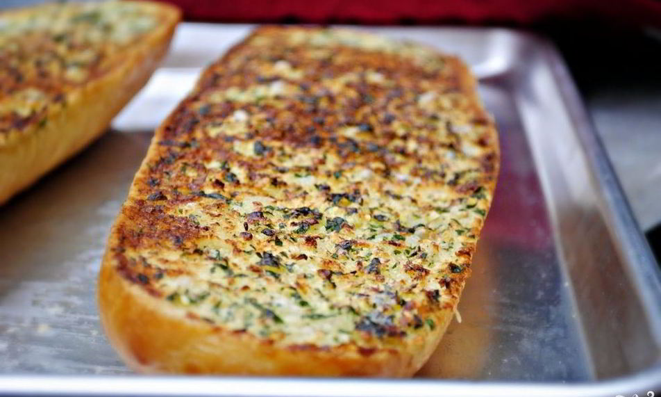 Рецепт чесночно-сырных гренки