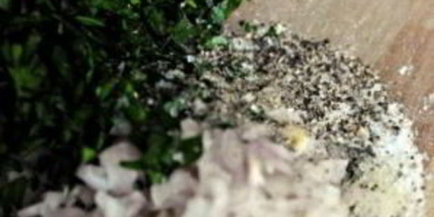 чесночно-сырные гренки