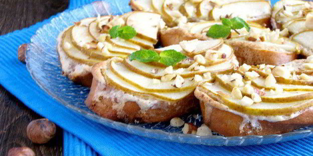 десертные гренки с грушей и амаретто