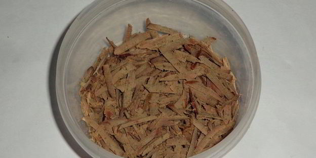 гренки из черного хлеба с печенью и яйцом