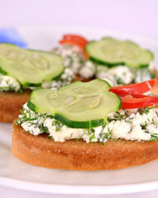 Гренки с брынзой