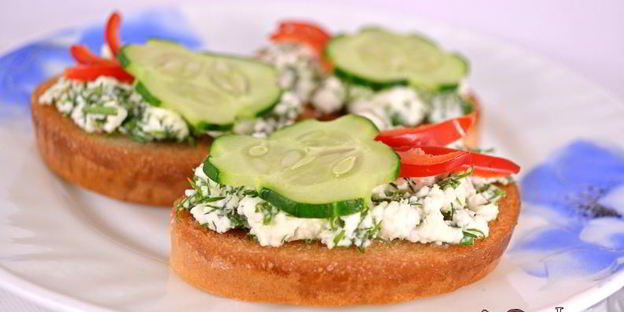 гренки с брынзой