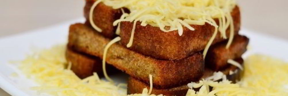 Гренки с чесноком и сыром