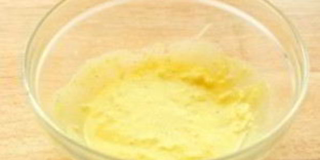 гренки с чесноком и яйцом