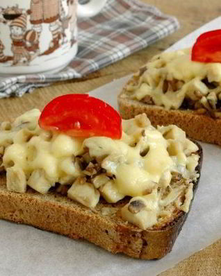 Гренки с грибами