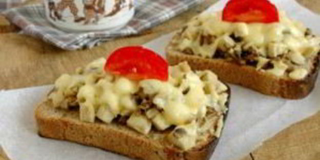 гренки с грибами