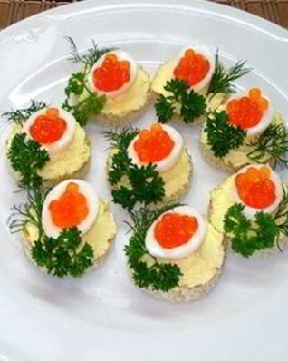 Гренки с икрой