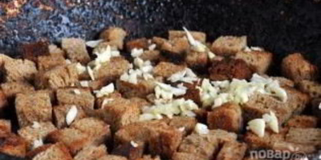 гренки с куриным бульоном