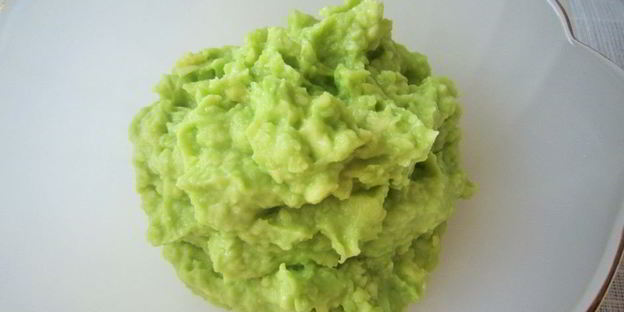 гренки с паштетом из авокадо