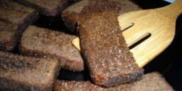 гренки с шпротами