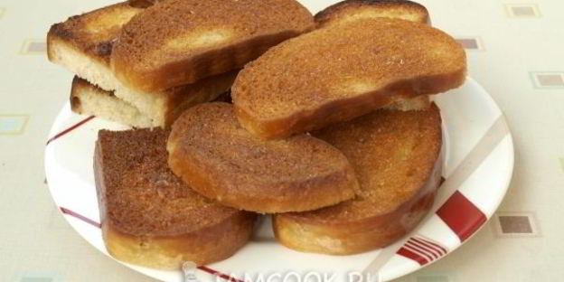 гренки с сыром и луком на сковороде