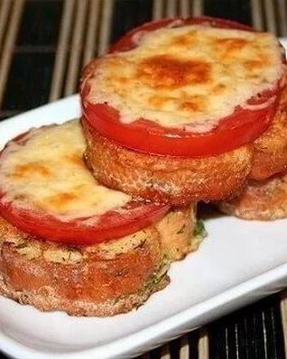 Гренки с сыром и помидорами к завтраку