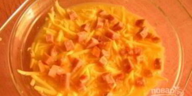 гренки с сыром, яйцом и колбасой