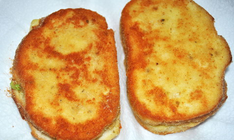 Рецепт хрустящих жареный гренки с курицей и сыром