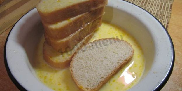 сладкие гренки с яйцом и молоком