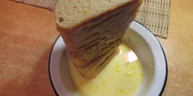 сладкие гренки с яйцом и молоком