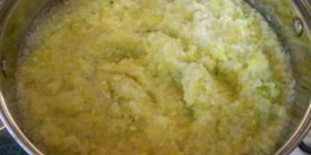 кабачковая икра с майонезом и луком