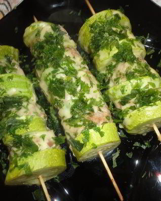 Канапе из фарша и кабачков