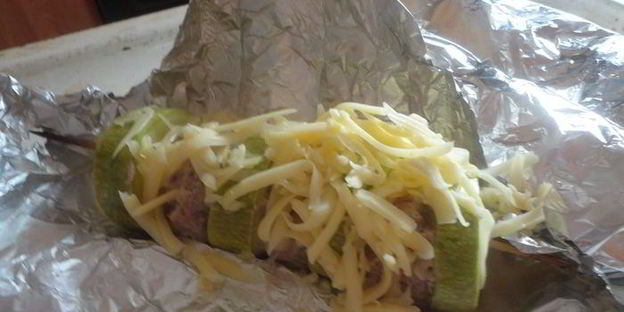 канапе из фарша и кабачков