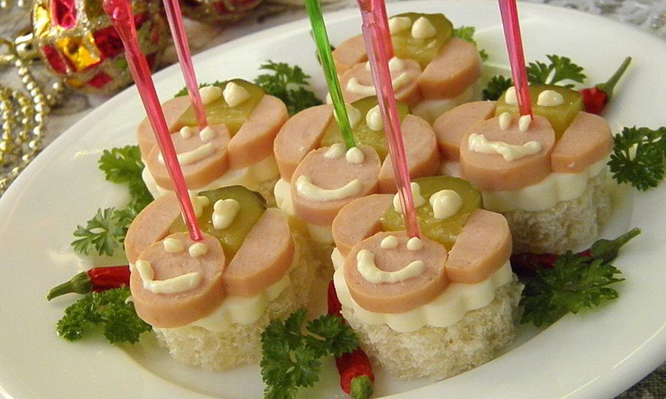 Рецепт канапе обезьянки на шпажках