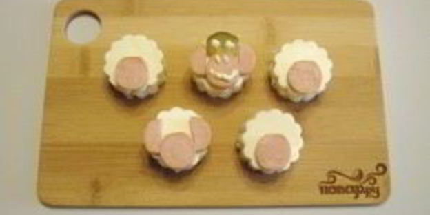 канапе обезьянки на шпажках