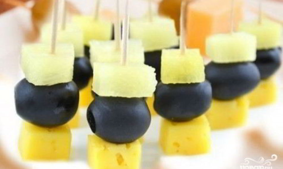 Рецепт канапе с ананасом