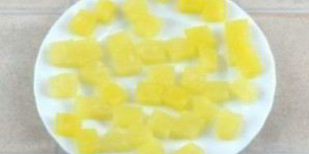 канапе с ананасом